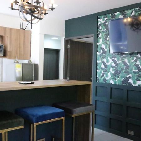 Luxury Apartment - Restaurant Row - 5 Blocks Parque Lleras 메딜린 외부 사진